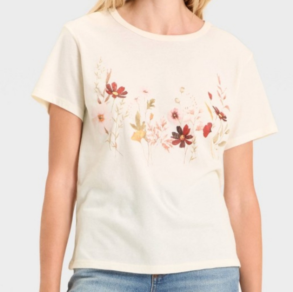 Zoe + Liv White Wildflower Short Sleeve T-Shirt Size Large